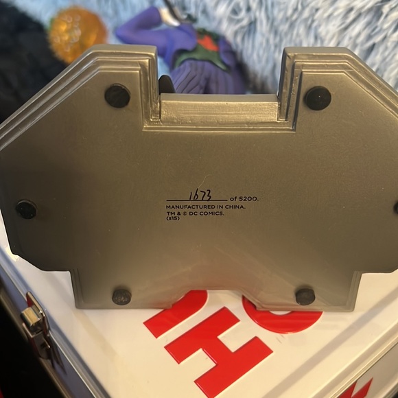 Joker statue - Picture 9 of 10